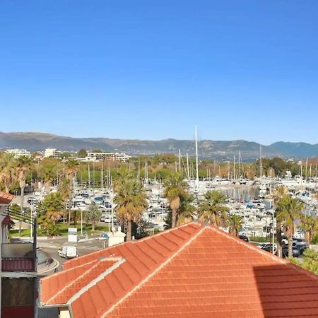 אנטיב Charming Two-Bedroom Apartment With Balcony And Garage By The Marina מראה חיצוני תמונה